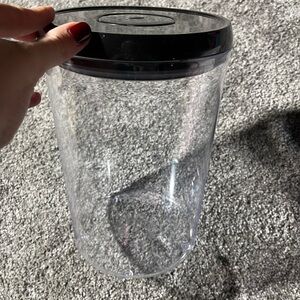 Oxo Pop 4.5 qt storage container